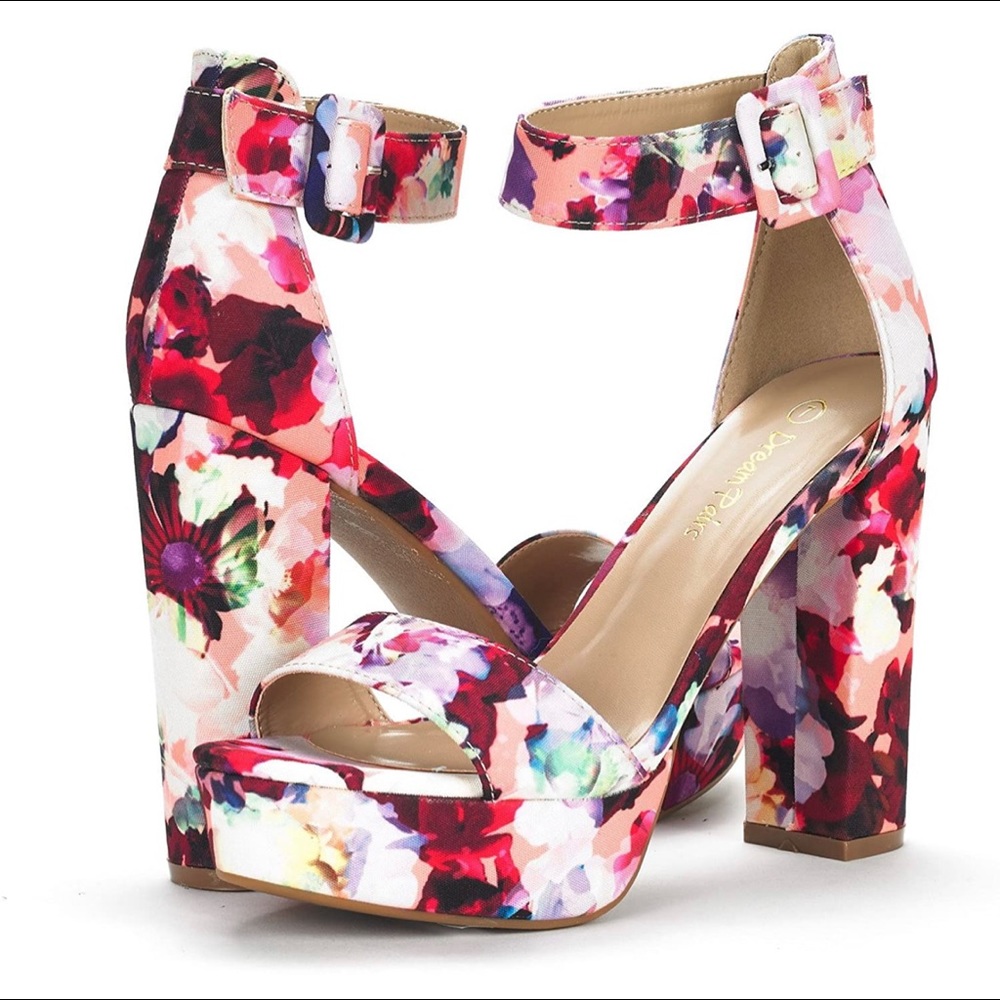 DREAM PAIRS Floral High Heel Platform Pump - Size 7
